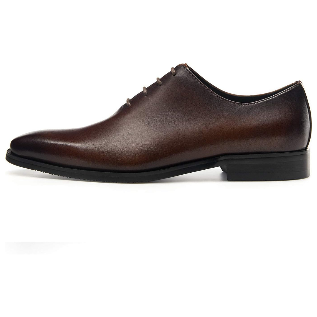 Sapatos de homem com sola ergonómica e elegante