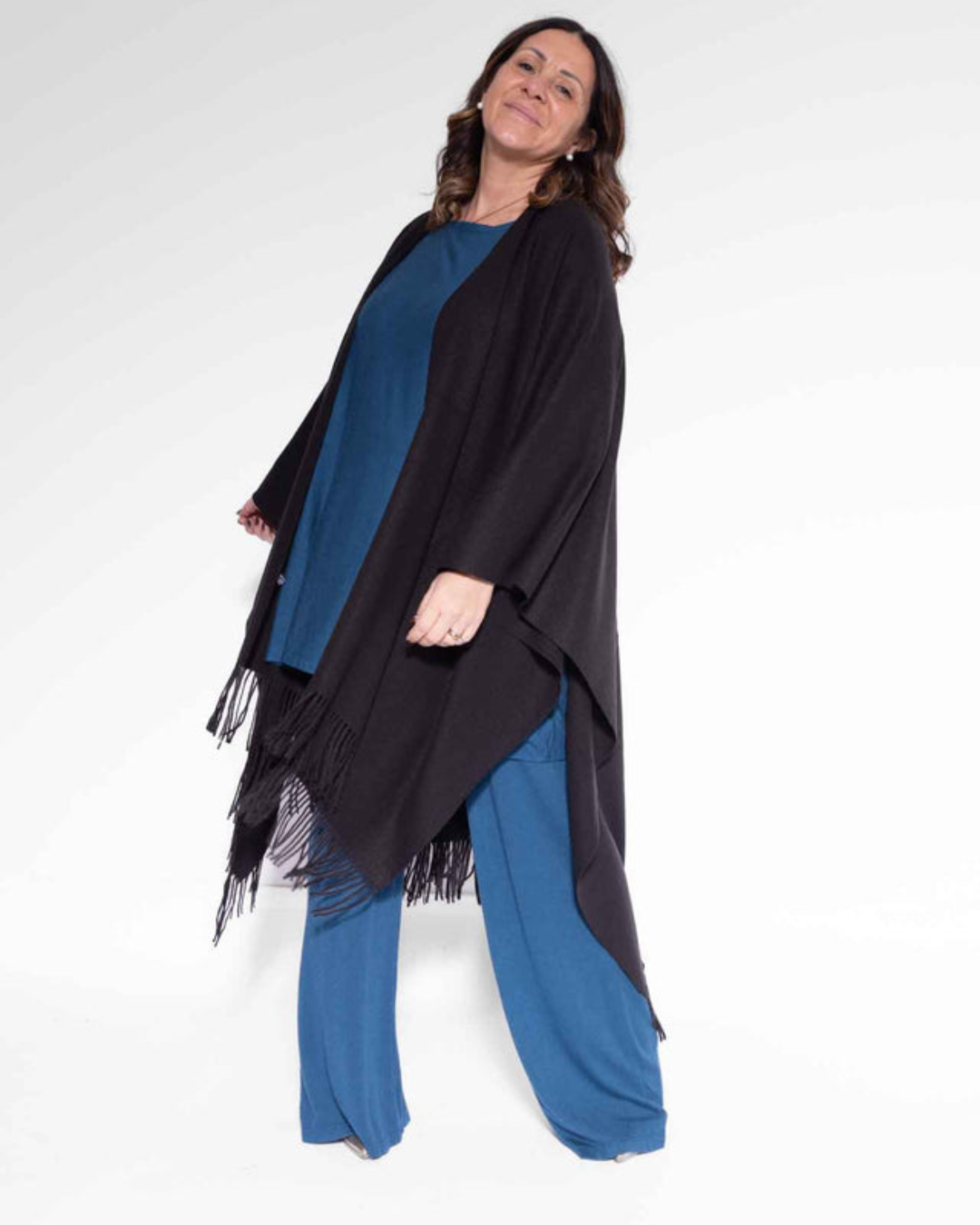 Conjunto amplo e fluido de duas peças para mulher