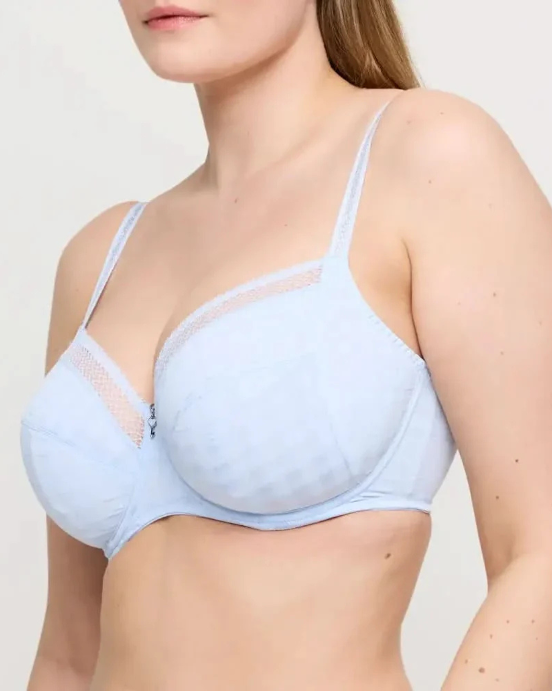 Soutien com aros e copa cheia (EM PROMOÇÃO 2X1)