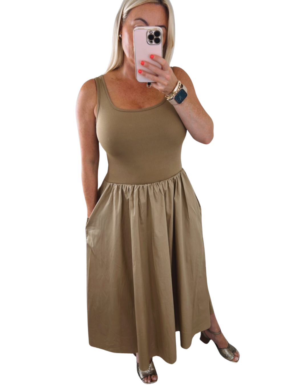 Vestido Comprido Sem Mangas com Corte na Cintura e Saia Larga para Mulher