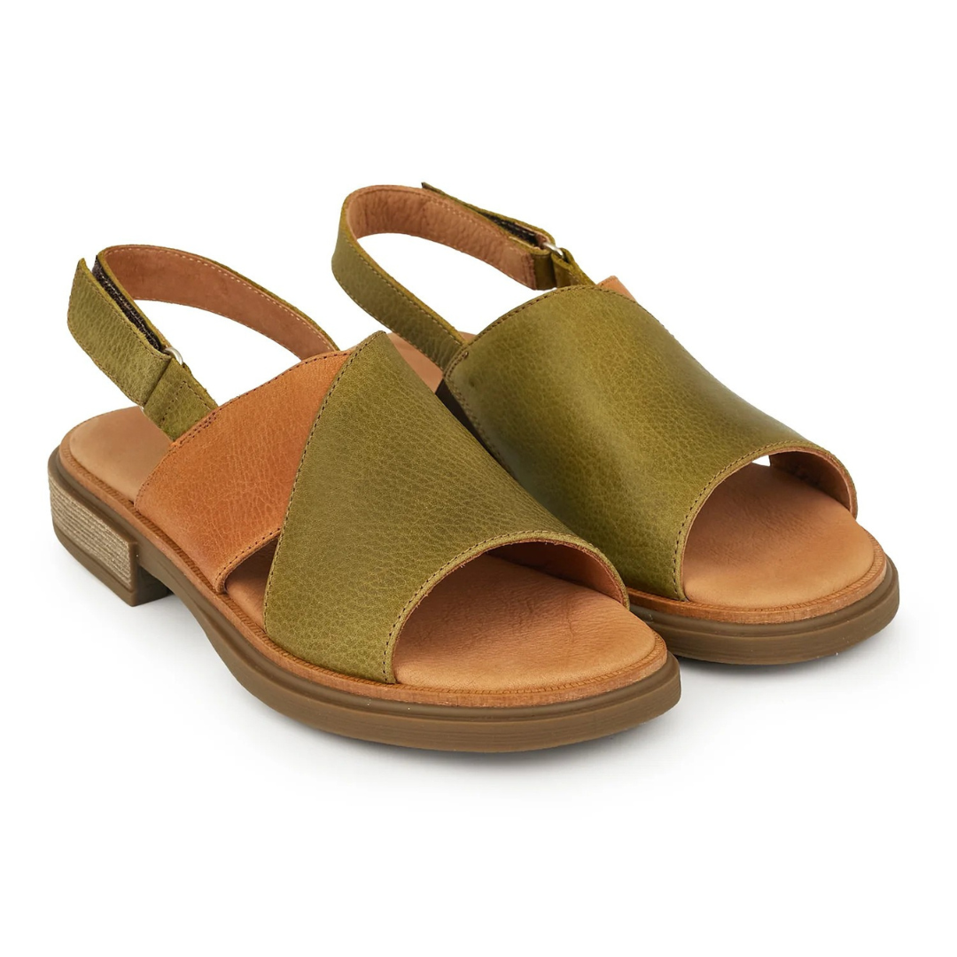 Sandálias de couro em dois tons