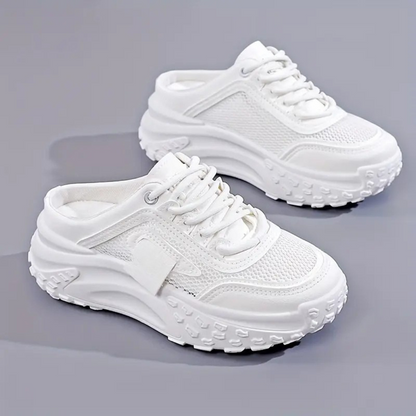 Sapatilhas de mulher com atacadores e sola de plataforma grossa