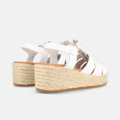 sandálias de mulher com plataforma de esparto e tiras cruzadas
