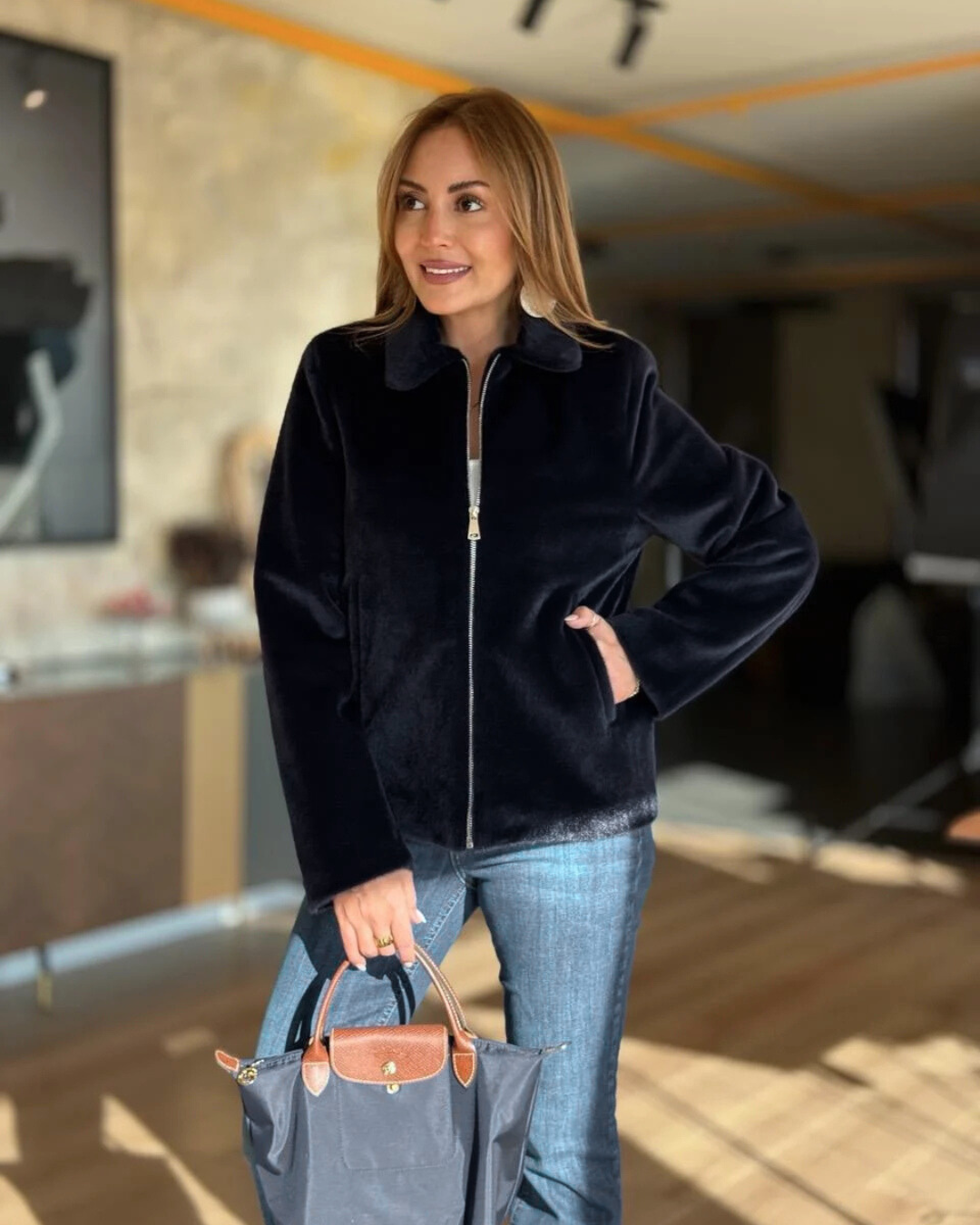 Casaco de veludo brilhante para mulher