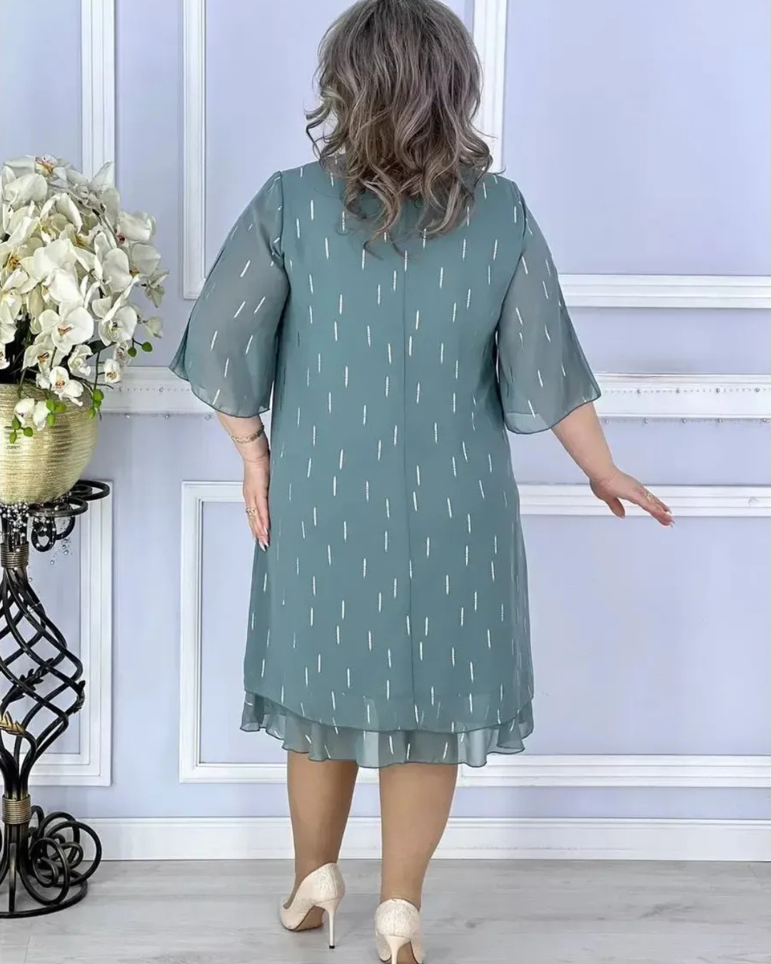 Vestido Suelto curto, elegante e na moda para mulher