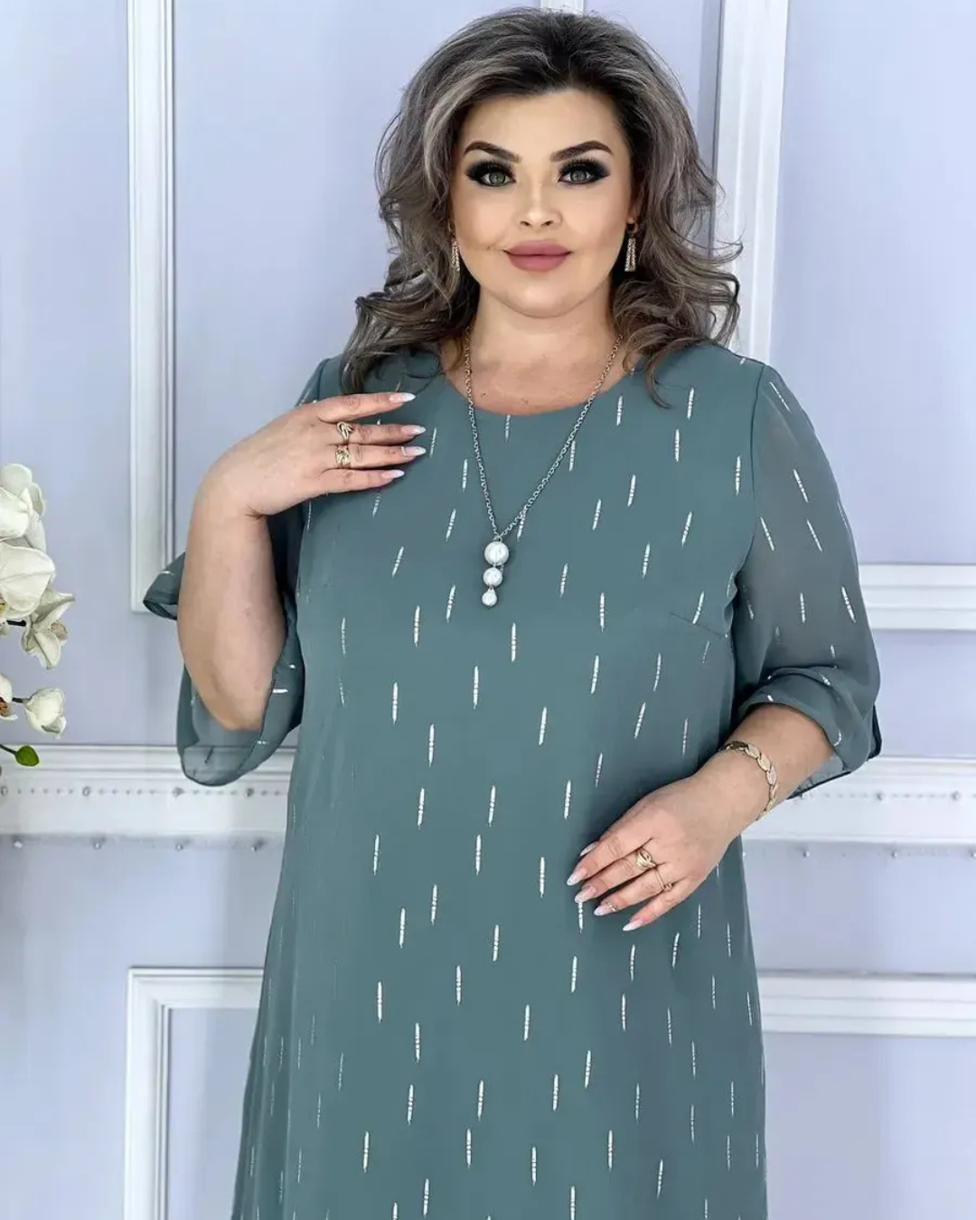 Vestido Suelto curto, elegante e na moda para mulher