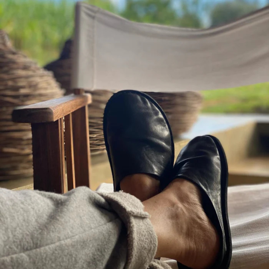 Calçado de Couro com Design Ergonómico e Fabrico Artesanal Unisexo