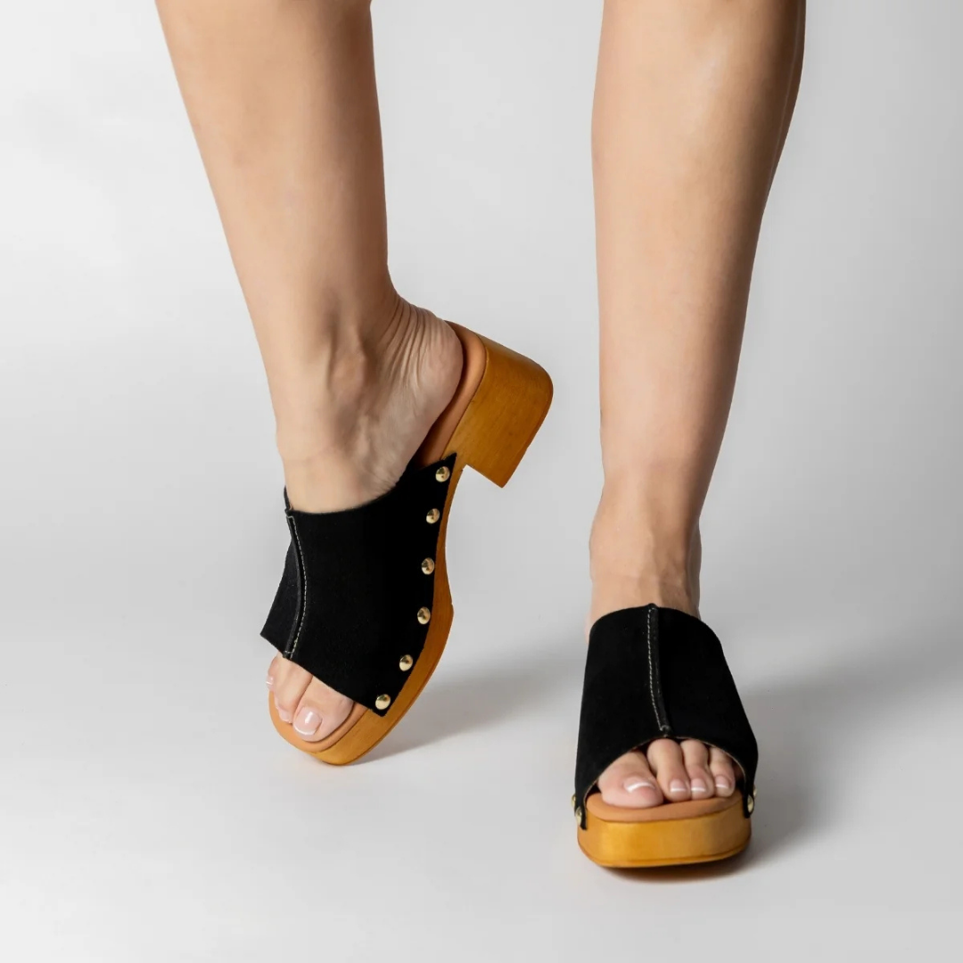 Sandálias de couro para mulher com plataforma e salto médio em couro