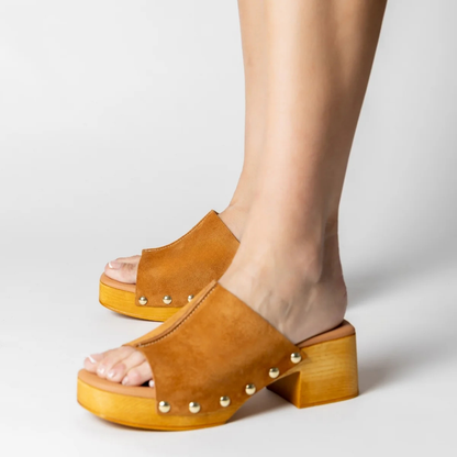 Sandálias de couro para mulher com plataforma e salto médio em couro