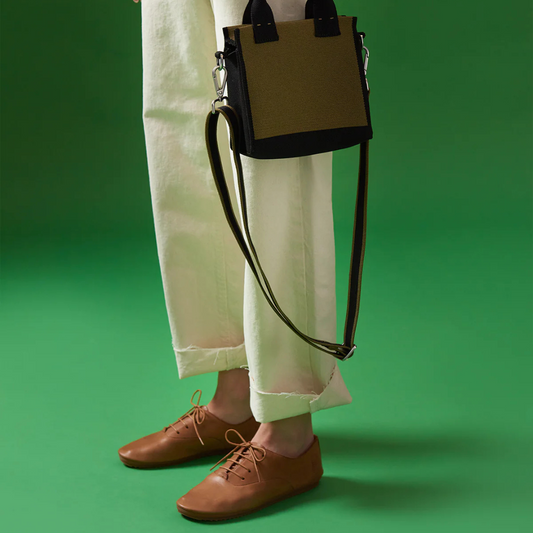 Sapatilhas Femininas Premium em Couro Liso com Estilo Casual Sofisticado