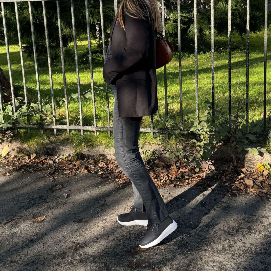 Sapatilhas de Cano Alto Madla Winter Terrain em Preto Carvão Mulher