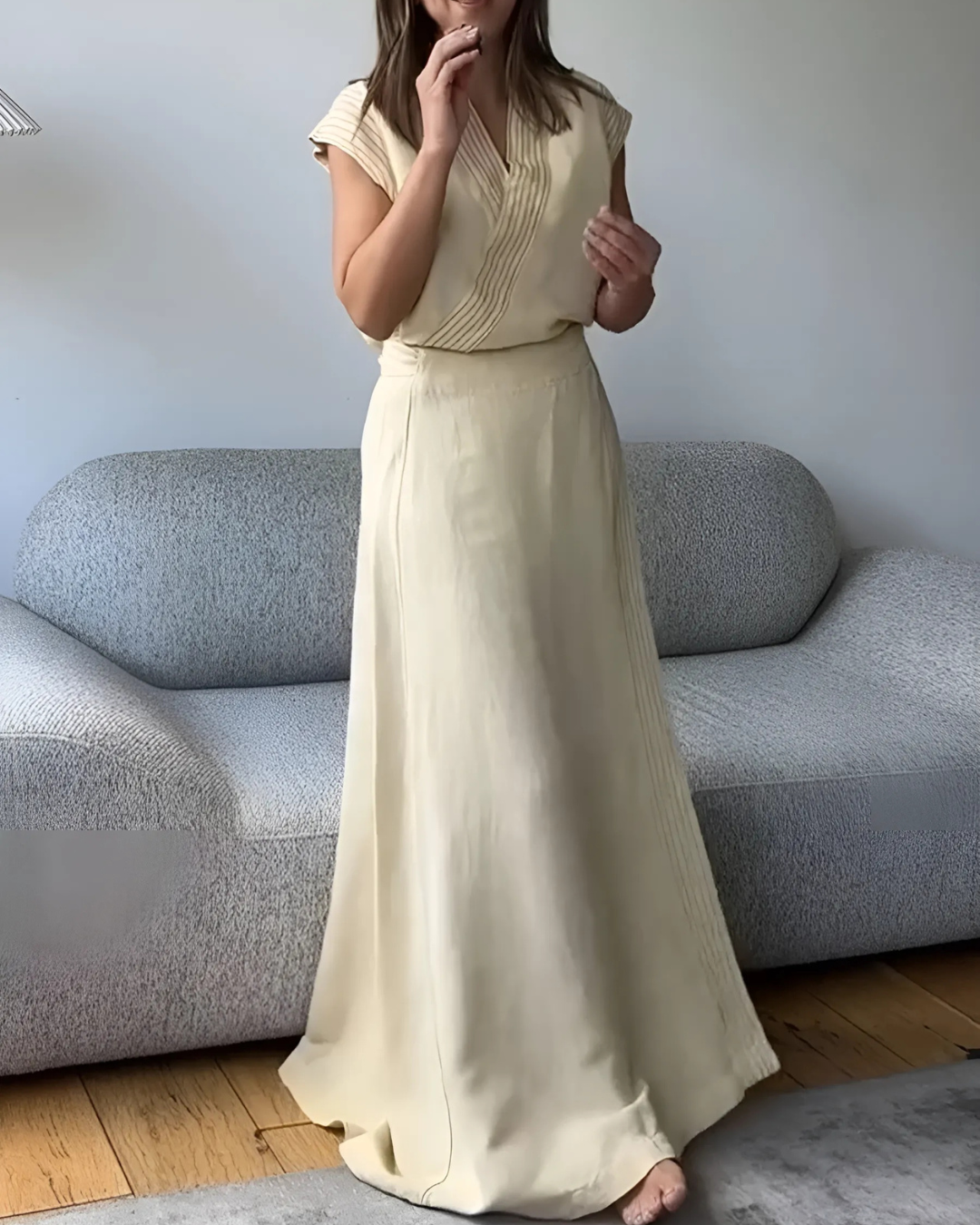 Conjunto Casual de Duas Peças com Camisa e Saia para Mulher