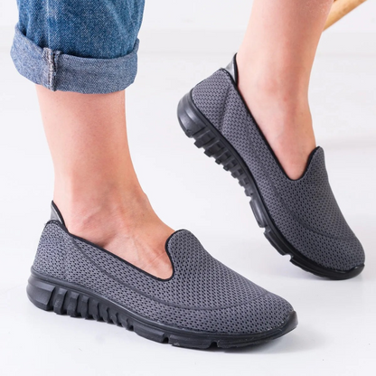 Sapatilhas Slip-On com Design Respirável e Sola Antiderrapante para Mulher