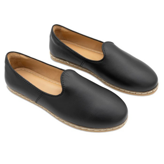 Mocassins em Pele com Sola Cosida e Design Minimalista Unisexo