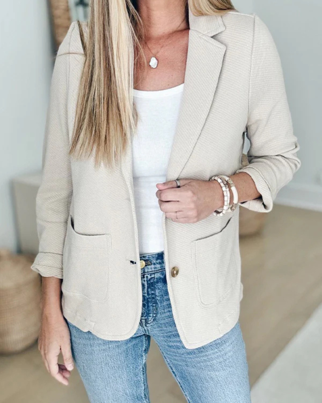 Casaco Casual para Mulher com Botões de Lapela