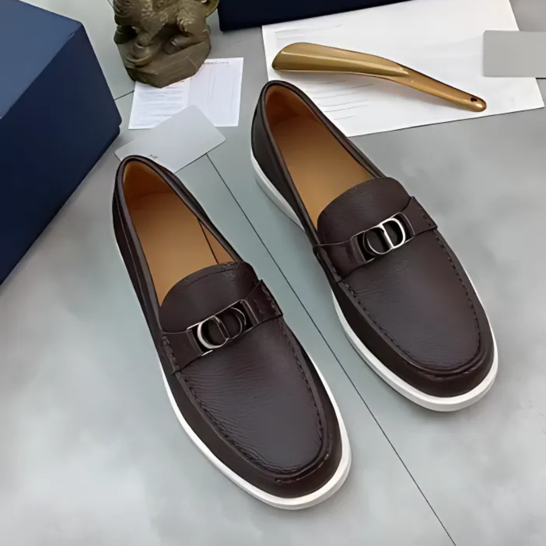 Sapatos de couro com sola ergonómica para homem
