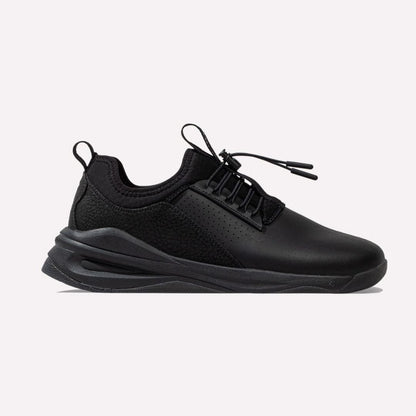 Sapatilhas Impermeáveis em Preto com Design Desportivo e Sola Antiderrapante