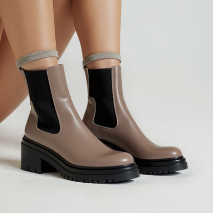 Botas com biqueira redonda e salto baixo para mulher