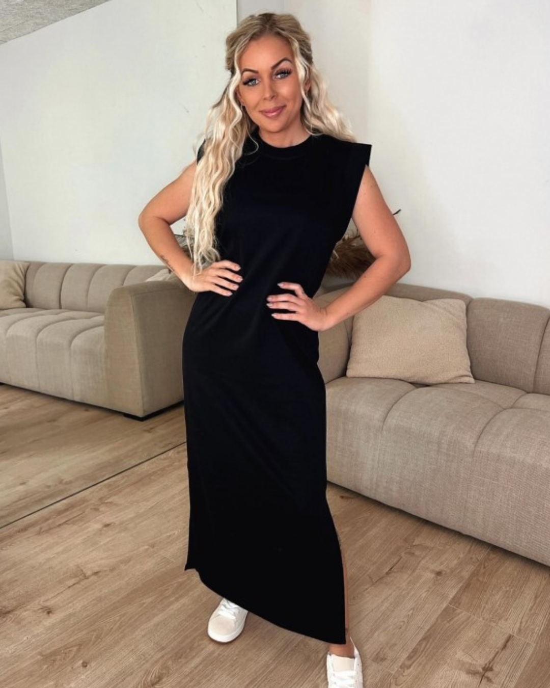 Vestido Longo Básico de Verão com Alças Elegância e Conforto para o Dia a Dia