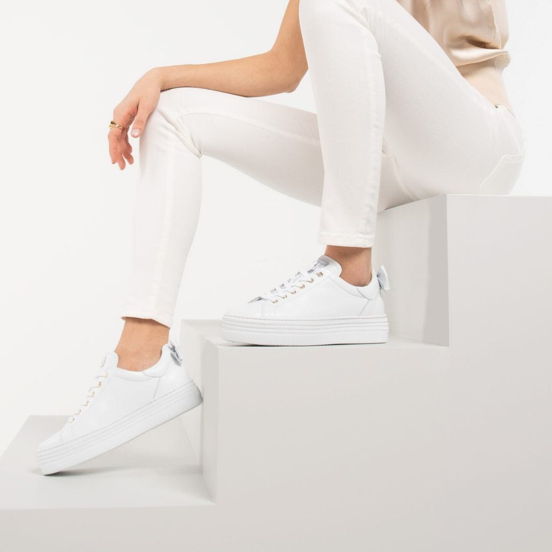 Saltos Altos Femininos com Laço