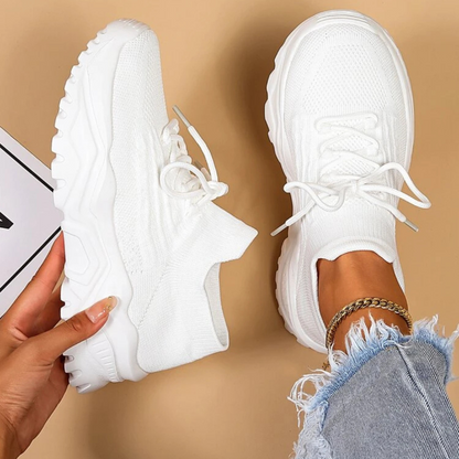 Sapatilhas Minimalistas com Atacadores à Frente para Mulher