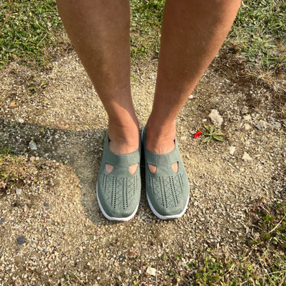 Sapatos ortopédicos confortáveis para mulher