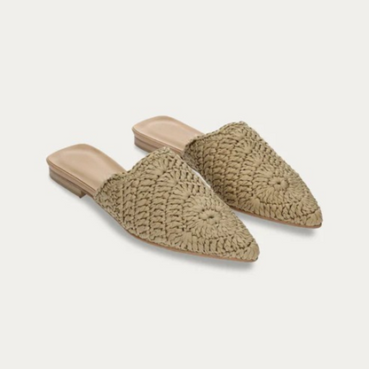 Sandálias rasas de croché com estilo Boho