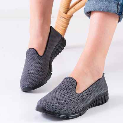 Sapatilhas Slip-On com Design Respirável e Sola Antiderrapante para Mulher