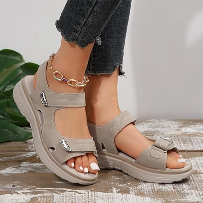 Sandálias desportivas ergonómicas com ajuste elástico para mulher.