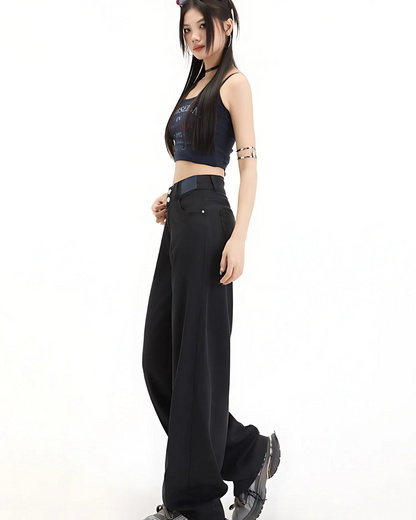 Calças Largas com Dois Botões