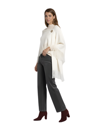 Capa com Franjas Elegante e Versátil para Mulher
