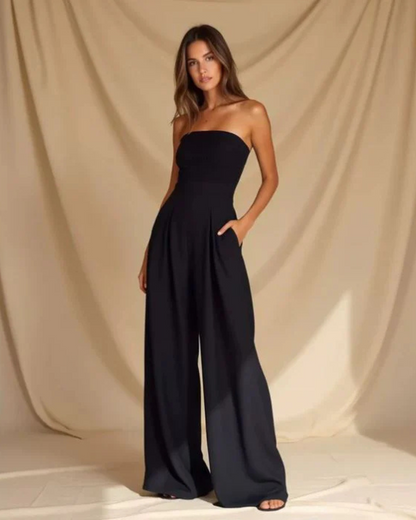 Macacão Tomara que Caia sem Alças Elegante com Design Amplo e Sofisticado