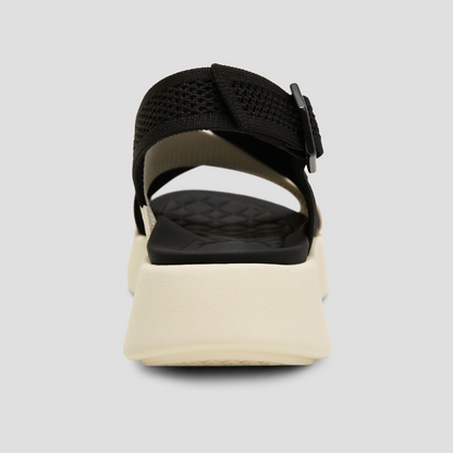 Sandálias desportivas com tiras cruzadas e sola ergonómica