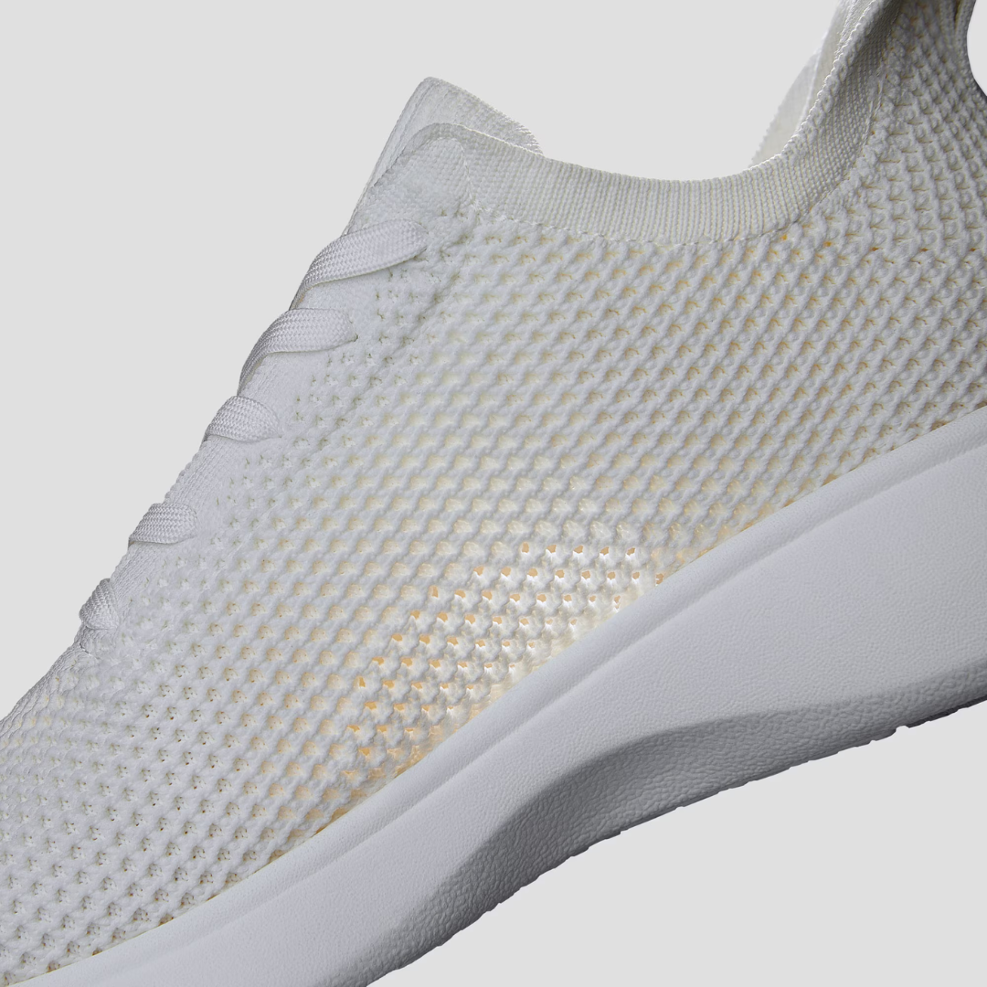 Sapatilha Branca para Mulher com Tecido Respirável e Sola Leve