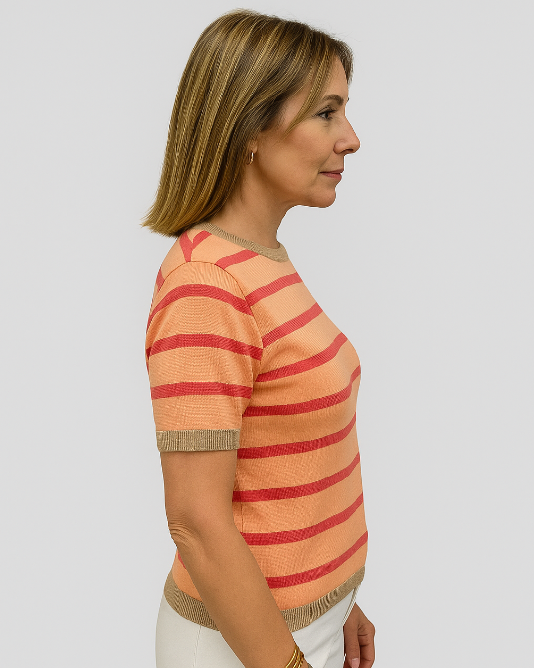 Camisa de Manga curta às riscas com gola Redonda em Estilo Casual