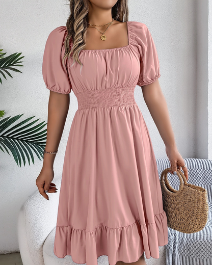 Vestido Elegante com Mangas Bufantes e Decote Quadrado