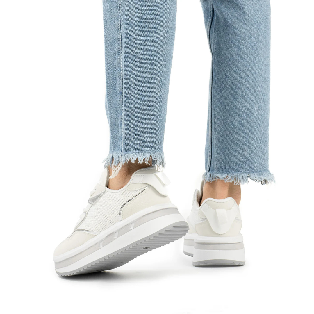 Sapatos de plataforma confortáveis e casuais para mulher com sola grossa