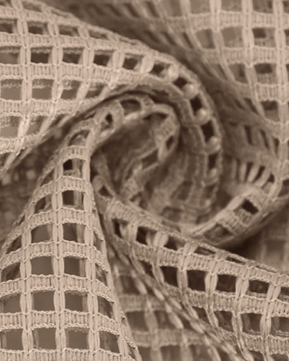 Conjunto de camisa e calças de malha em croché para mulher