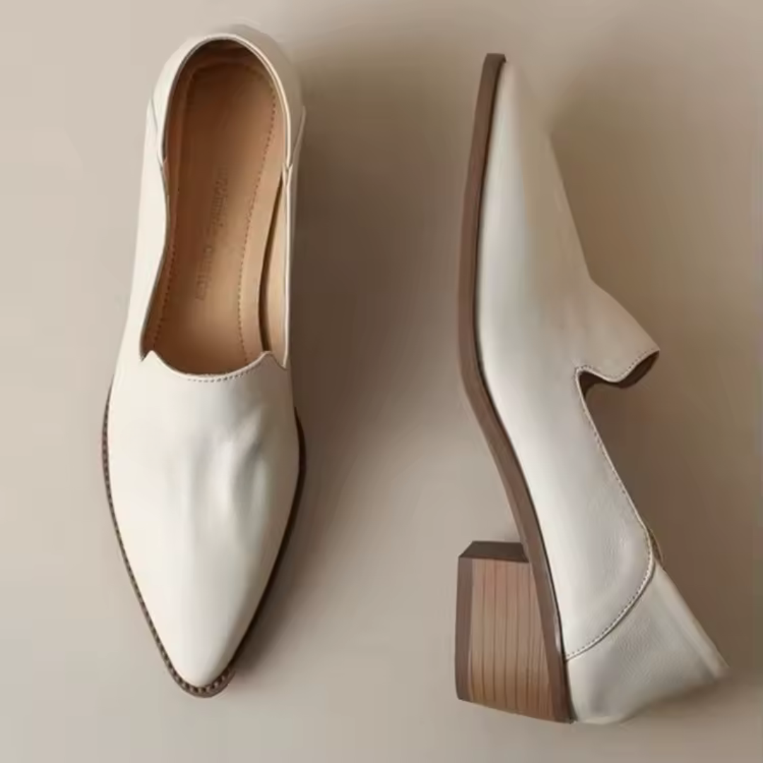 Sapatos Femininos de Salto Alto com Ponta de Lança