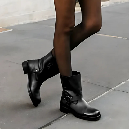 Botas de couro estilo vintage para mulher