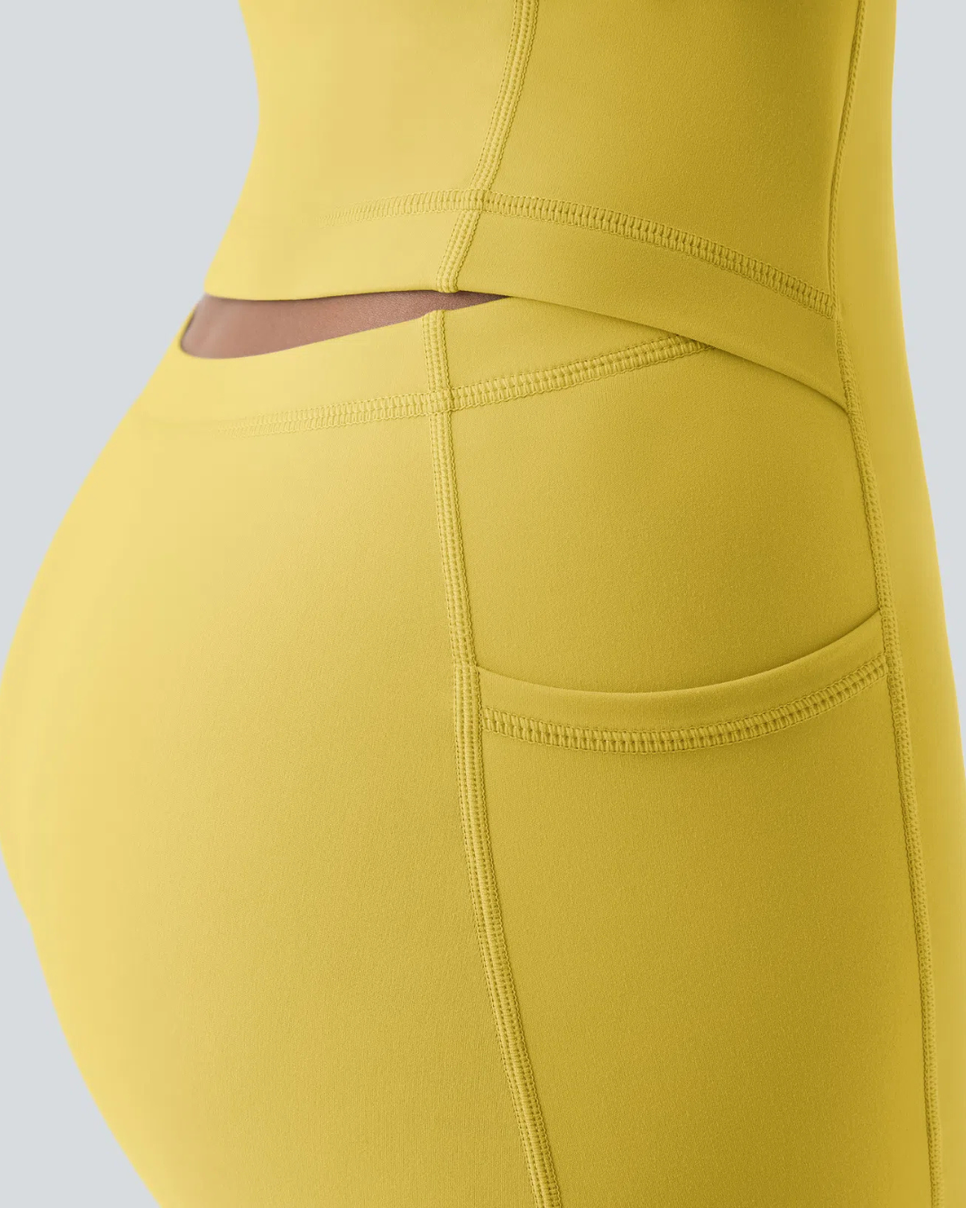 Vestido desportivo com calções e bolsos integrados