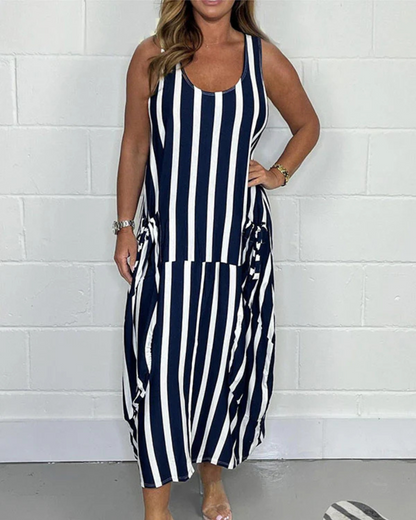 Vestido largo às riscas com bolso