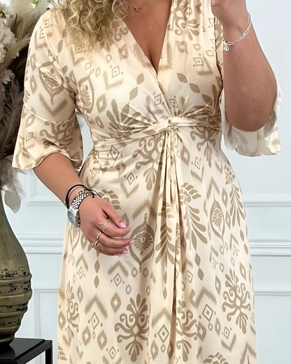 Vestido Curto com Nó Frontal Elegância Casual para o Dia a Dia