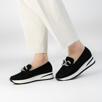 Mocassins com Pormenores de Fivela Dourada para Mulher