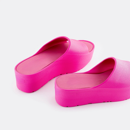 Sandálias de plataforma com solas ergonómicas