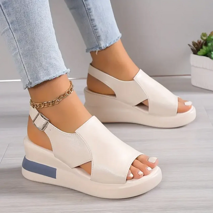 Sandálias ortopédicas de biqueira aberta com plataforma e duplo encaixe