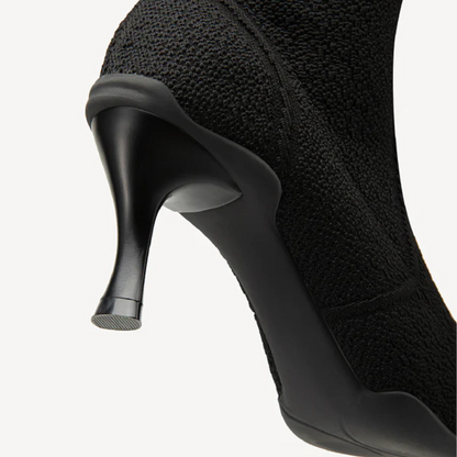 Botas Compridas Minimalistas com Ponta Pontiaguda e Salto para Mulher