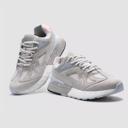 Sapatos de Desporto para Mulher com Amortecimento e um Design Moderno