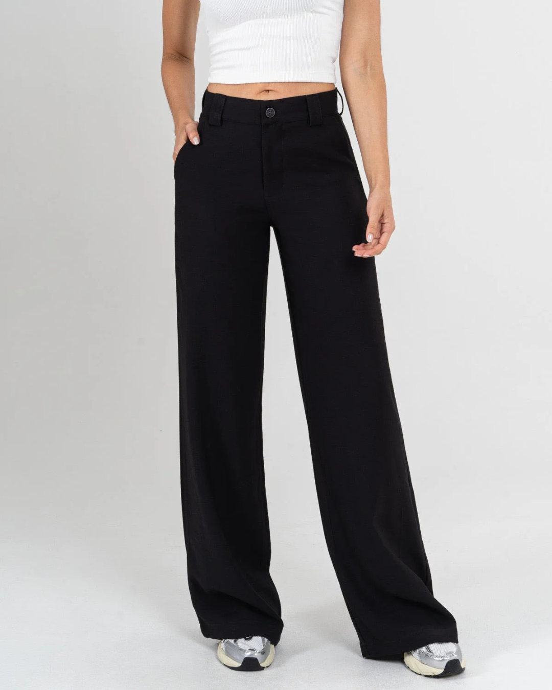 Calças Rectas de Cintura Alta e Bolsos Frontais de Estilo Utilitário