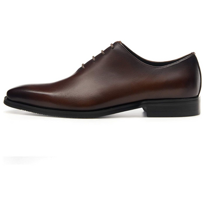 Sapatos de homem com sola ergonómica e elegante